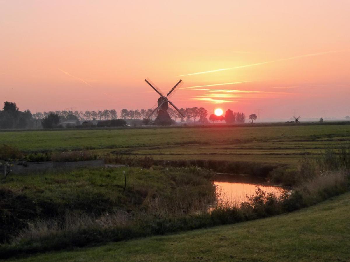 Vertoeven Bij Verhoeven Oud-Alblas ภายนอก รูปภาพ